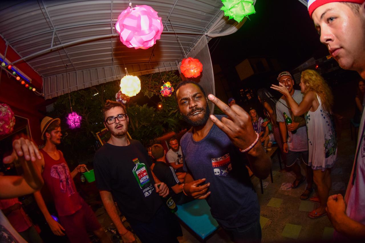 קופנגן The Wanderlust Hostel מראה חיצוני תמונה